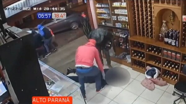 Asesinan a un policía durante atraco en Ciudad del Este | Noticias Paraguay