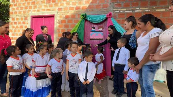 Padres de Rincon’ i inauguran aula para educación inicial