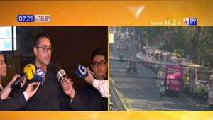 Transportistas y Gobierno firman acuerdo para levantar paro | Noticias Paraguay