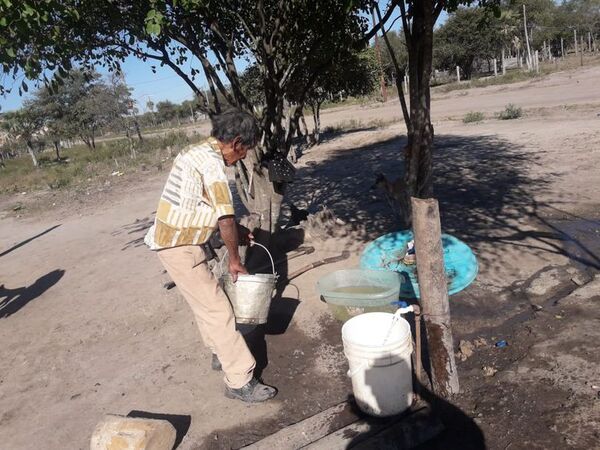 El agua vital y ausente en las comunidades más humildes - Nacionales - ABC Color