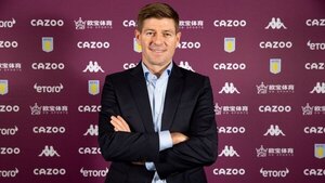 Las curiosas multas que implementó Steven Gerrard en el Aston Villa
