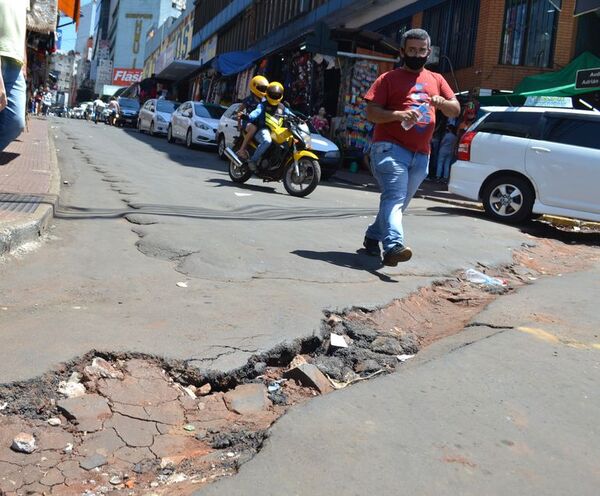 Adjudican obras viales por G. 10.412 millones en Ciudad del Este - ABC en el Este - ABC Color