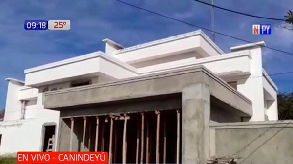 Llamativo «atraco» en la mansión en construcción del Pastor Insfrán | Noticias Paraguay