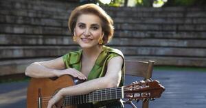 Con entradas agotadas, Berta Rojas se presenta hoy en el Teatro Municipal de Asunción
