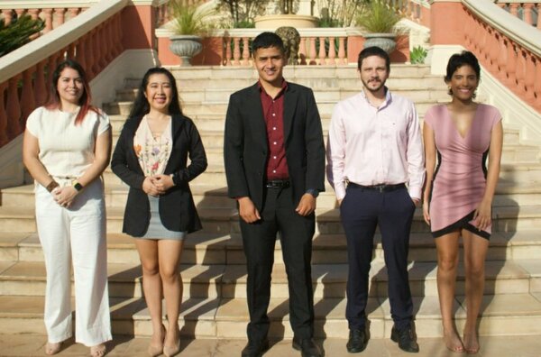 Joven rural de Belén recibe premio Nacional Joven Mbarete