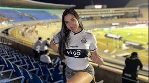 Madrina de Olimpia ofrece su OnlyFans para ayudar al club