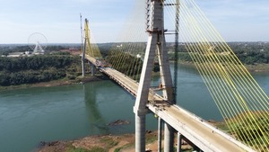 Dovelas del Puente de la Integración están a 17 metros de unirse en su tramo central - Radio Positiva