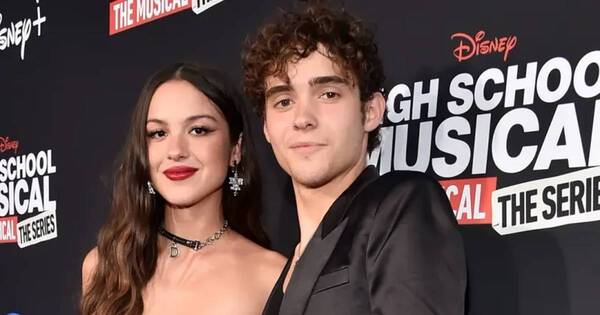 La Nación / ¡Conmoción! Olivia Rodrigo y Joshua Bassett, juntos en la premier de “High School Musical”
