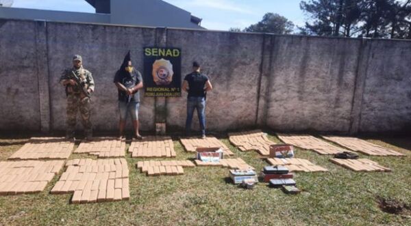 Allanan un centro de acopio de marihuana e incautan 476 kilos de la droga en PJC