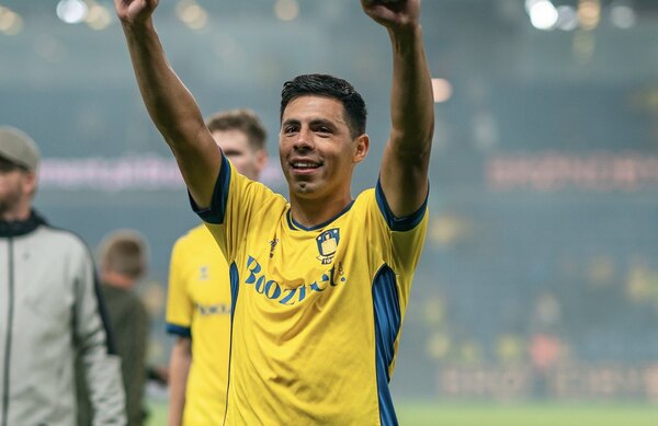 Con Blas Riveros, Brondby avanza en la Conference League y busca llegar a fase de grupos