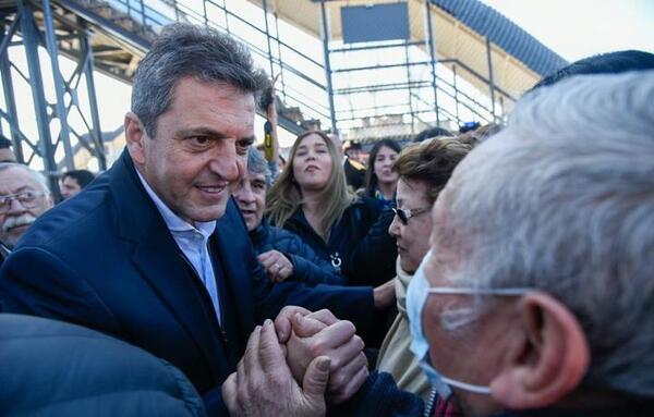 Crisis en Argentina: designan a nuevo ministro de Economía, el tercero en un mes
