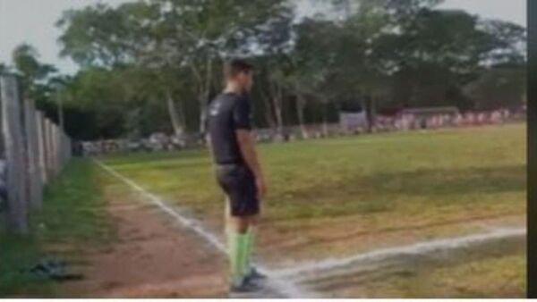 Juez de línea festejó gol y lo mandaron al freezer en Ypané