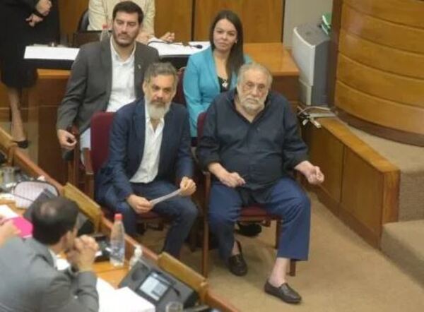 Senado reconoce a Humberto Rubín como defensor de la libertad de prensa y expresión - ADN Digital
