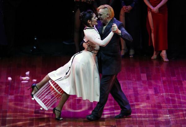 Espectáculo de tango “Volá” llega hoy al CPJ - Cultura - ABC Color
