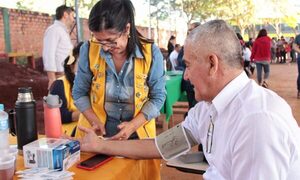 Nelson Cano realiza día de gobierno e inicia entrega de almuerzo escolar en Hernandarias – Diario TNPRESS