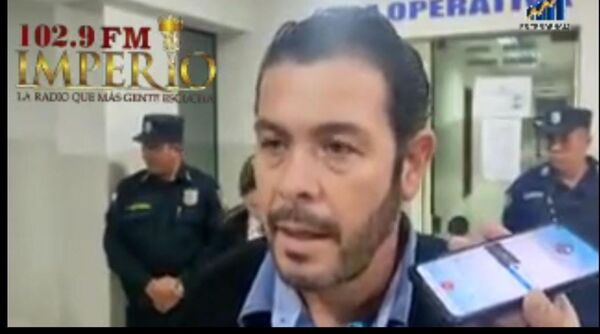 Nuevo gobernador ya asumió trabajos en la Gobernación - Radio Imperio
