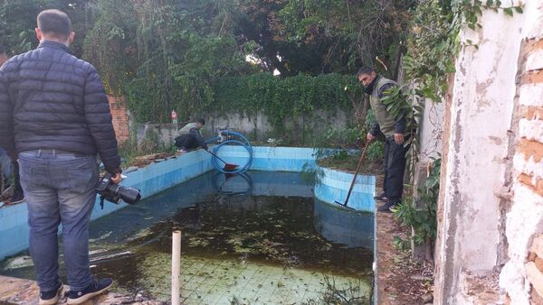 Intervienen paraíso de mosquitos en Asunción