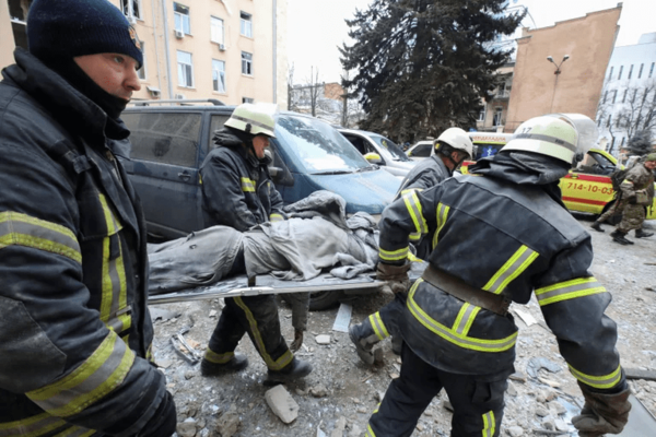 Ucrania acusa a Rusia de una masacre de prisioneros de guerra en la cárcel de Olenivka