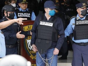 Cómo fue la extradición a EE.UU. del expresidente hondureño Hernández · Radio Monumental 1080 AM