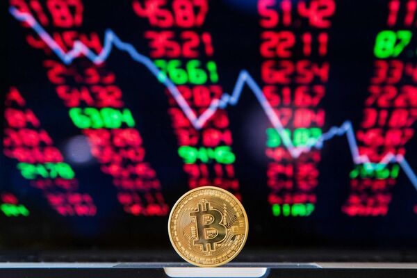 Bitcoin y ether se encaminan a cerrar su mejor mes desde 2021