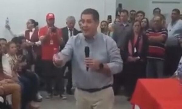 Horacio Cartes: “Si seguimos vivos, no nos para nadie”