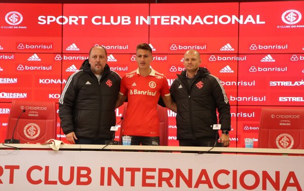 Internacional de Brasil ficha al delantero argentino Braian Romero