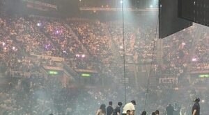 De terror, cae pantalla gigante sobre artistas en pleno show – Prensa 5