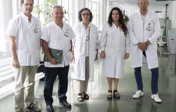 Tras 15 años de suspender antirretrovirales, mujer logra controlar VIH