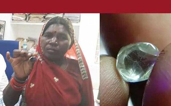 Una mujer mientras buscaba leña, encuentra diamante de 4 quilates – Prensa 5