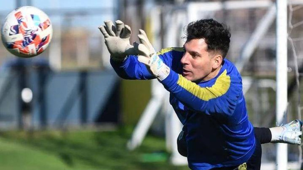 Crónica / Servio es el arquero más goleador del mundo, según el "Canalla"