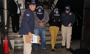Fiscalía imputa a funcionarios de migraciones, tras ingreso al país de narcopastor