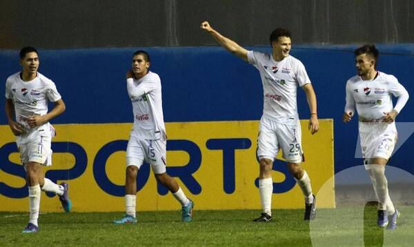 Crónica / Para Bruera, el Trico manejó muy bien el partido