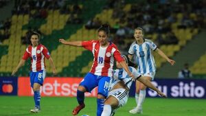 La Albirroja cae ante Argentina y jugará el repechaje