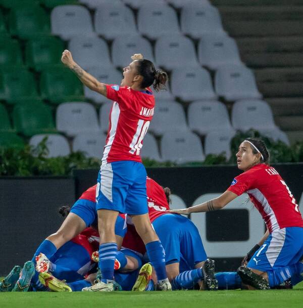 Crónica / Perdió Paraguay, pero tiene una chance más para llegar al Mundial