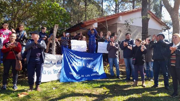 Alumnos toman un colegio nacional de San José de los Arroyos - Nacionales - ABC Color
