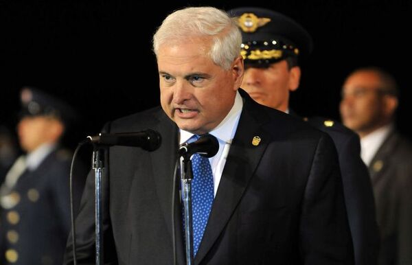 Martinelli renuncia a candidatura presidencial independiente en Panamá - Mundo - ABC Color