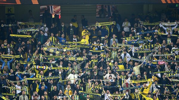 Fenerbahçe no se disculpará ante Ucrania por cánticos pro-Putin