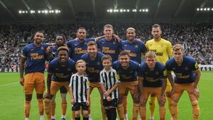 Newcastle, sin Almirón, vencer al Athletic Club