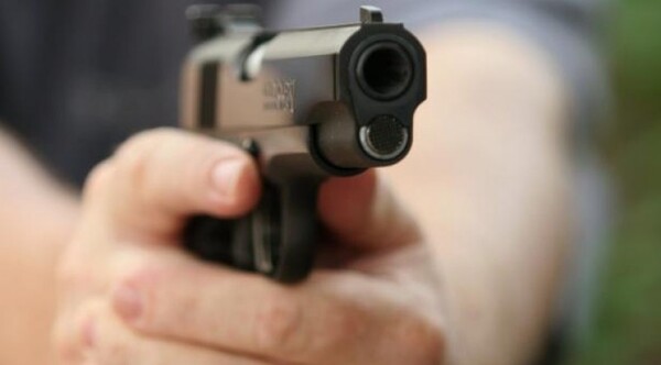 Nuevo caso de feminicidio: hombre mató a su expareja de cinco balazos