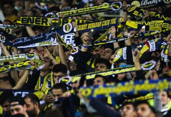 El Fenerbahçe de Turquía no se disculpará ante Ucrania por cánticos pro-Putin