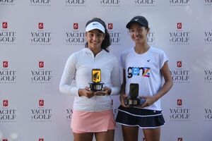 Las chicas campeonas en singles y dobles en el Yacht - Polideportivo - ABC Color