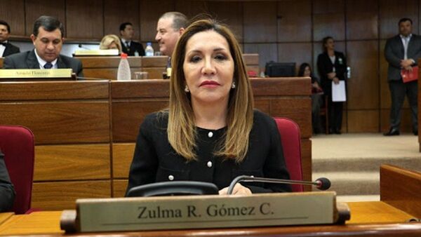 Senadora Zulma Gómez fallece en el lago Acaray de CDE