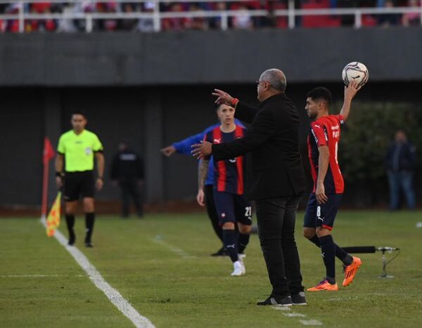 “Tenemos marcado en la frente que sí o sí tenemos que campeonar siempre” - Cerro Porteño - ABC Color