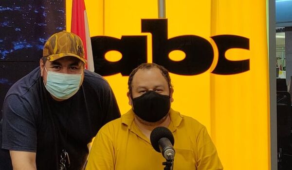 Hugo Agüero y Nelson Casco, la dupla de amigos que alegra las noches de ABC Cardinal con De todo un poco - Gente - ABC Color