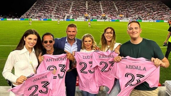 Nadia alentó al equipo de Beckham en Miami