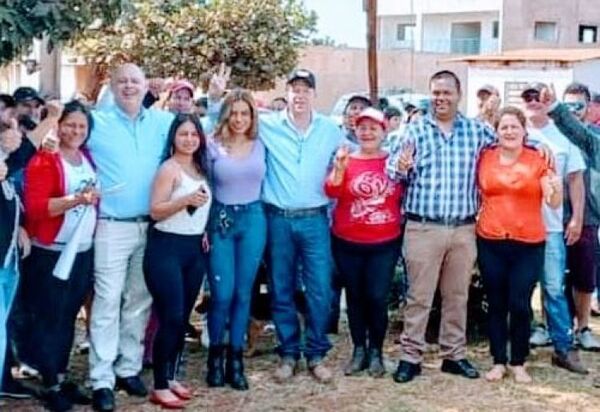 Insólito: “El Pinocho y Martín Pocho” hacen campaña para intendente juntos en Pedro Juan