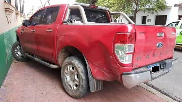 Crónica / Joven atropella a otro que caminaba por la vereda y lo deja sin una pierna
