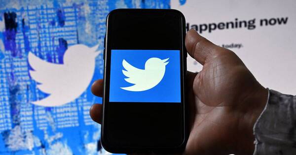 La Nación / Twitter prueba una función que permite añadir estados en las publicaciones