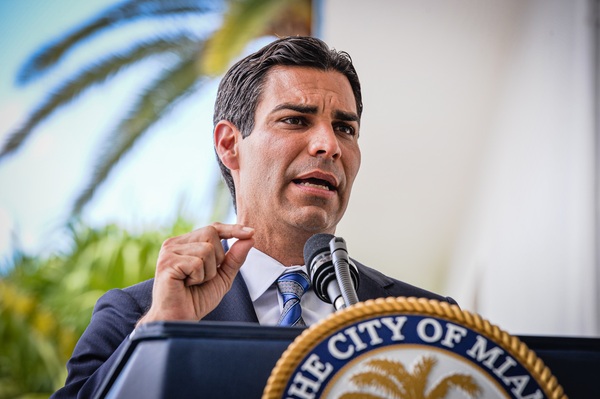 El alcalde de Miami expondrá en un foro económico en Rep. Dominicana - MarketData
