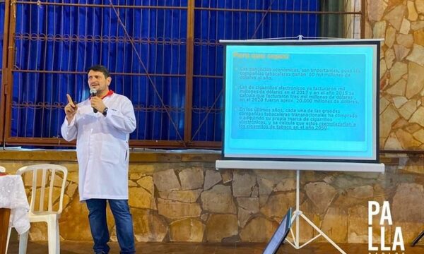 Dr. Carlos Pallarolas realiza charla sobre daños del vapeador, en J. L. Mallorquín – Diario TNPRESS